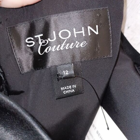 Authentic St John Couture - Picture 5 of 8